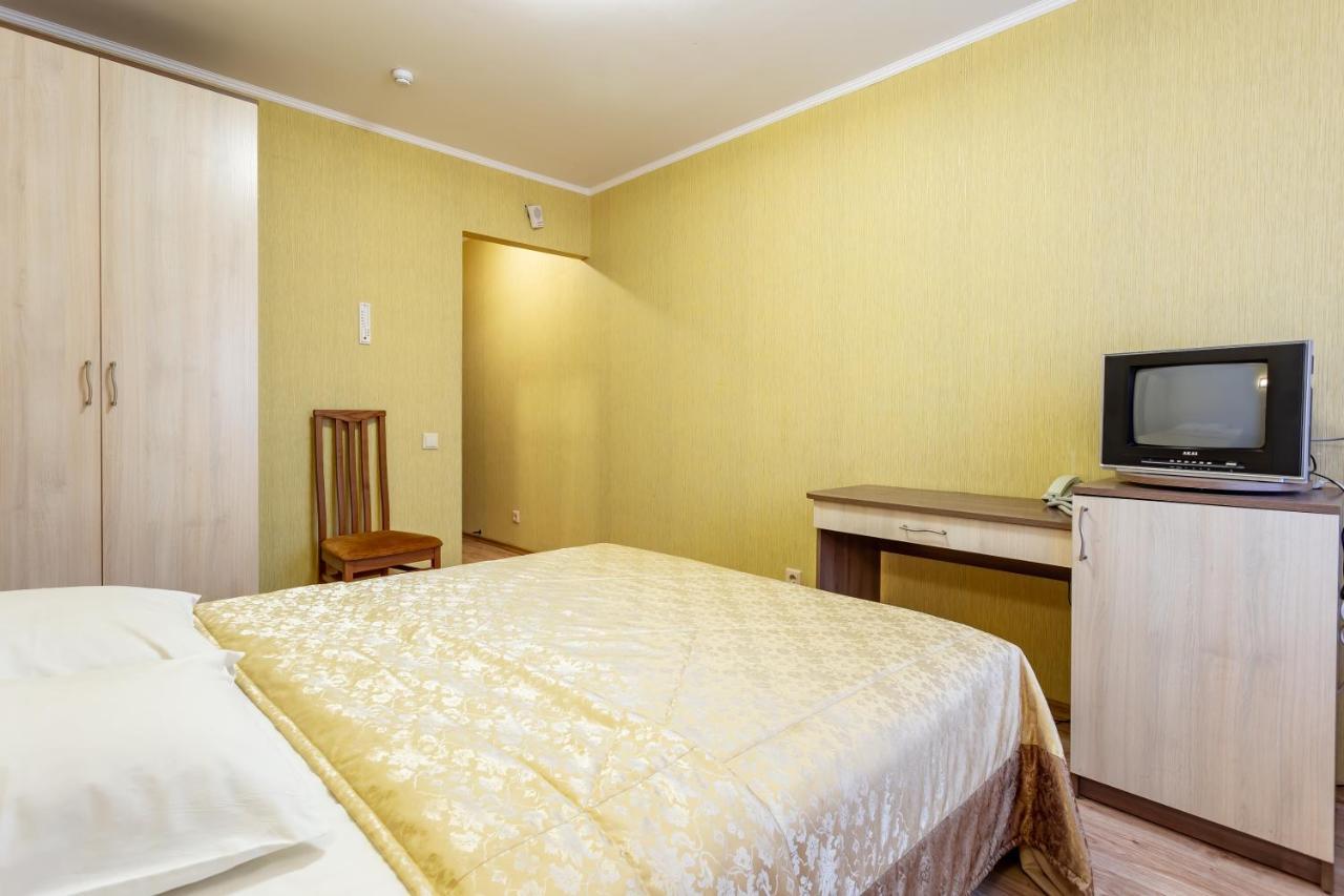 Nadzeya Hotel Homel Buitenkant foto