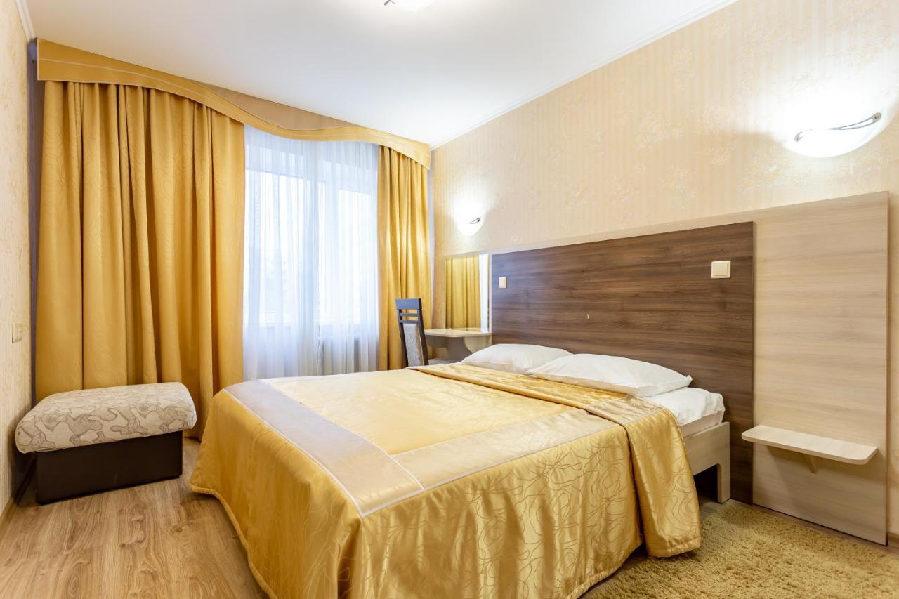Nadzeya Hotel Homel Buitenkant foto